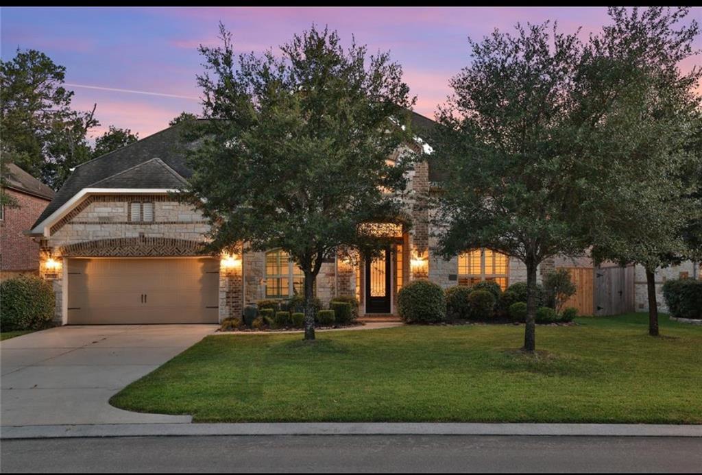 20722 Lavone Drive Porter TX 77365 Oakhurst at Kingwood Oakhurst Greens Listed by Shelli Underwood brokered by Keller Williams Realty Northeast