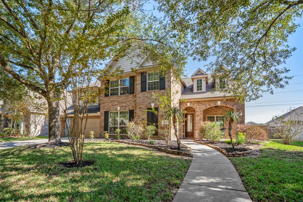 25301 Ramrock Drive Porter TX 77365 Oakhurst at Kingwood Listed by Sharla Cole brokered by Keller Williams Realty The Woodlands