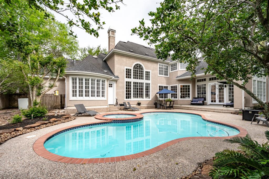 6118 Soaring Pine Court Kingwood TX 77345 Kings Point Village Schedule Private Showing with Red Hawk Property Team brokered by JLA Realty Pool 6118 Soaring Pine Court Kingwood TX 77345 Kings Point Village Schedule Private Showing with Red Hawk Property Team brokered by JLA Realty Pool
