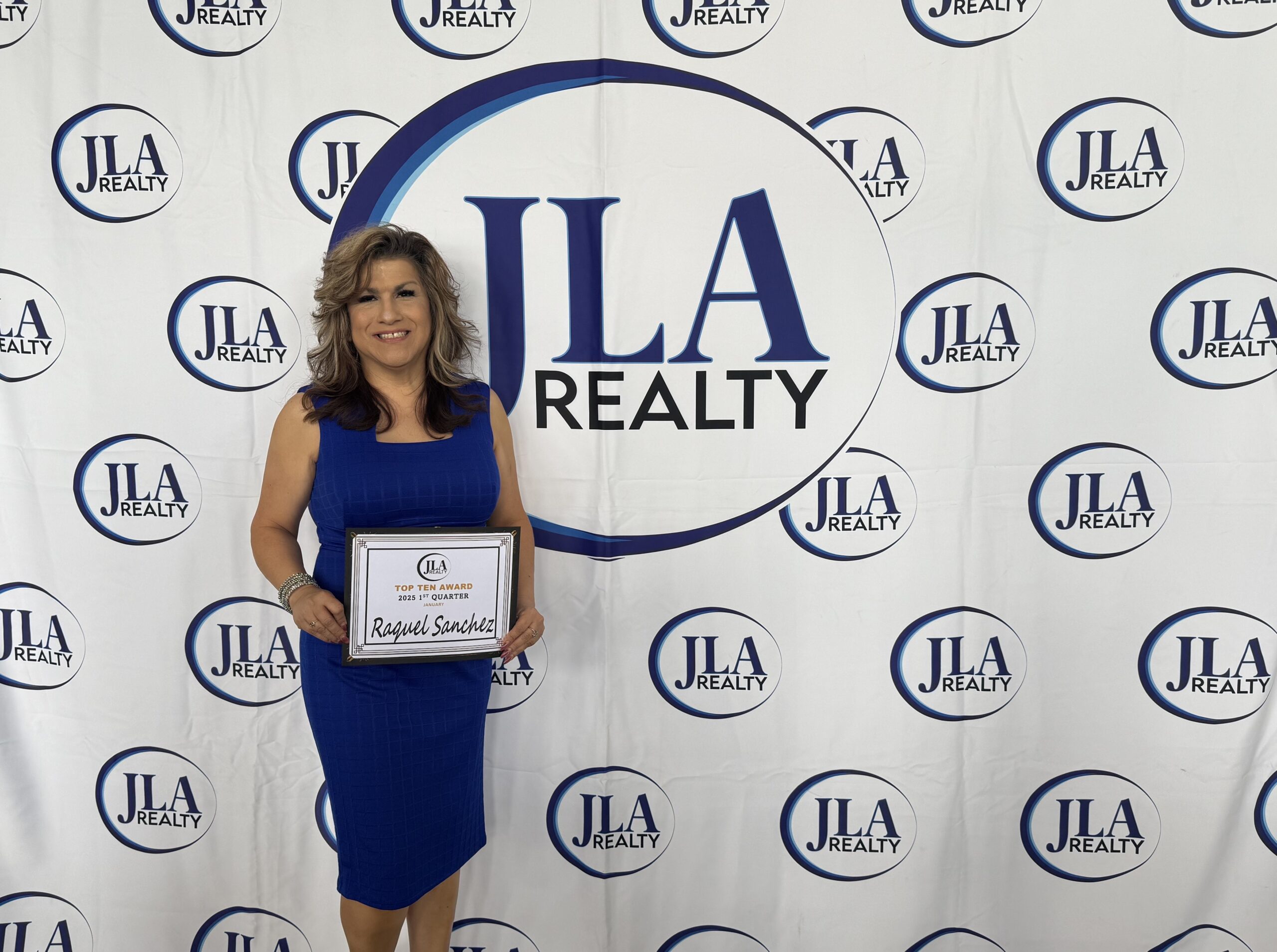 Raquel Sanchez and Pati Juarez at the JLA Realty Quarterly Awards Luncheon at Raffa's in Kingwood,, Texas. Raquel Sanchez was recognized top 10 in JLA Realty. Raquel Sanchez and Pati Juarez at the JLA Realty Quarterly Awards Luncheon at Raffa's in Kingwood,, Texas. Raquel Sanchez was recognized top 10 in JLA Realty.