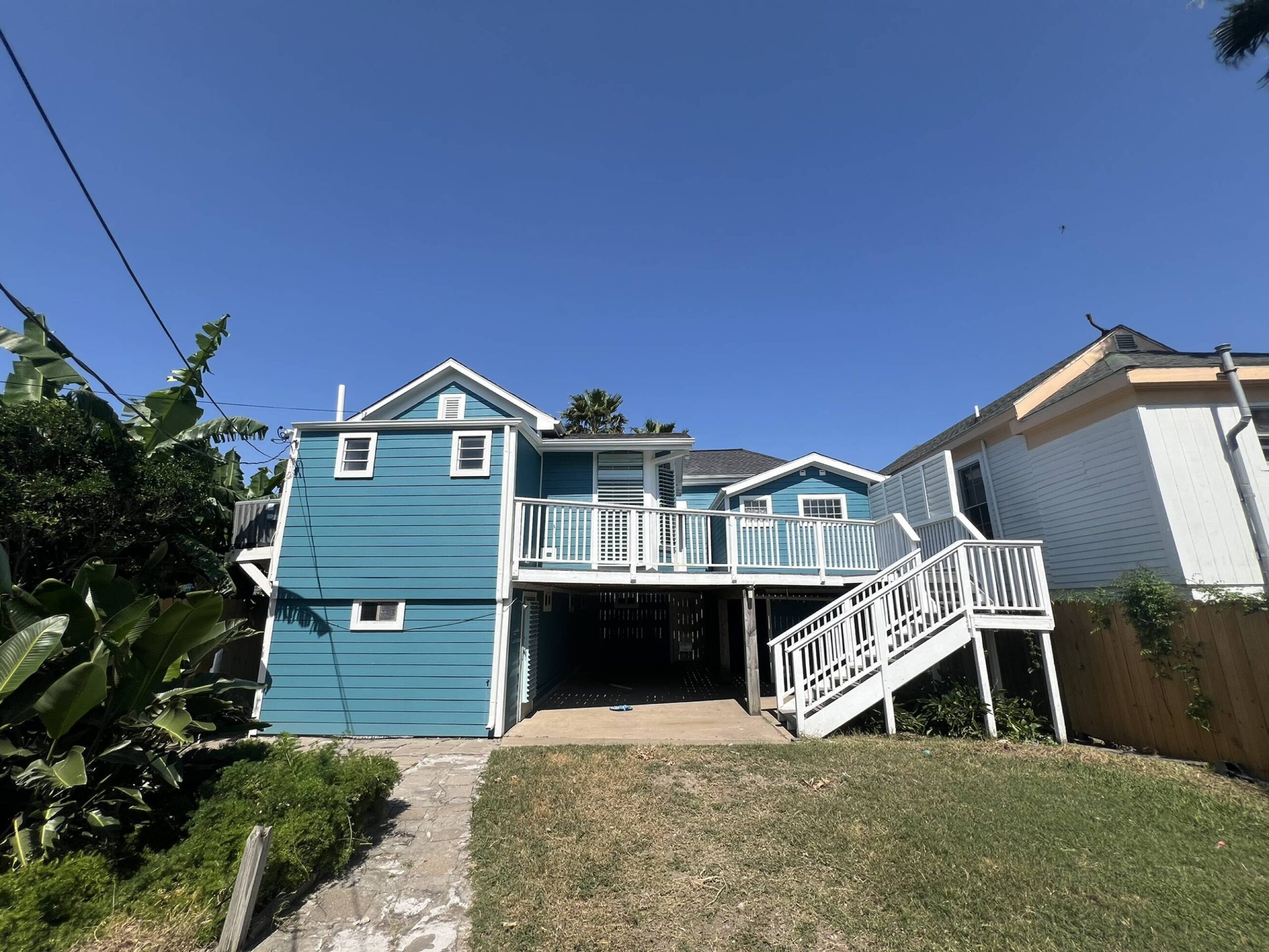 MultiFamily Upstairs Unit with Private Deck overlooking the fenced backyard in Galveston Texas For Sale MultiFamily Upstairs Unit with Private Deck overlooking the fenced backyard in Galveston Texas For SaleMultiFamily Upstairs Unit with Private Deck overlooking the fenced backyard in Galveston Texas For Sale
